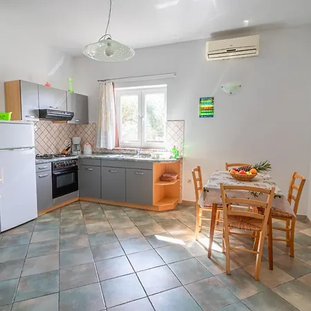 Apartments Sandra * Kornic