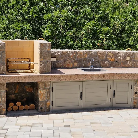 Apartments Sandra * Kornic